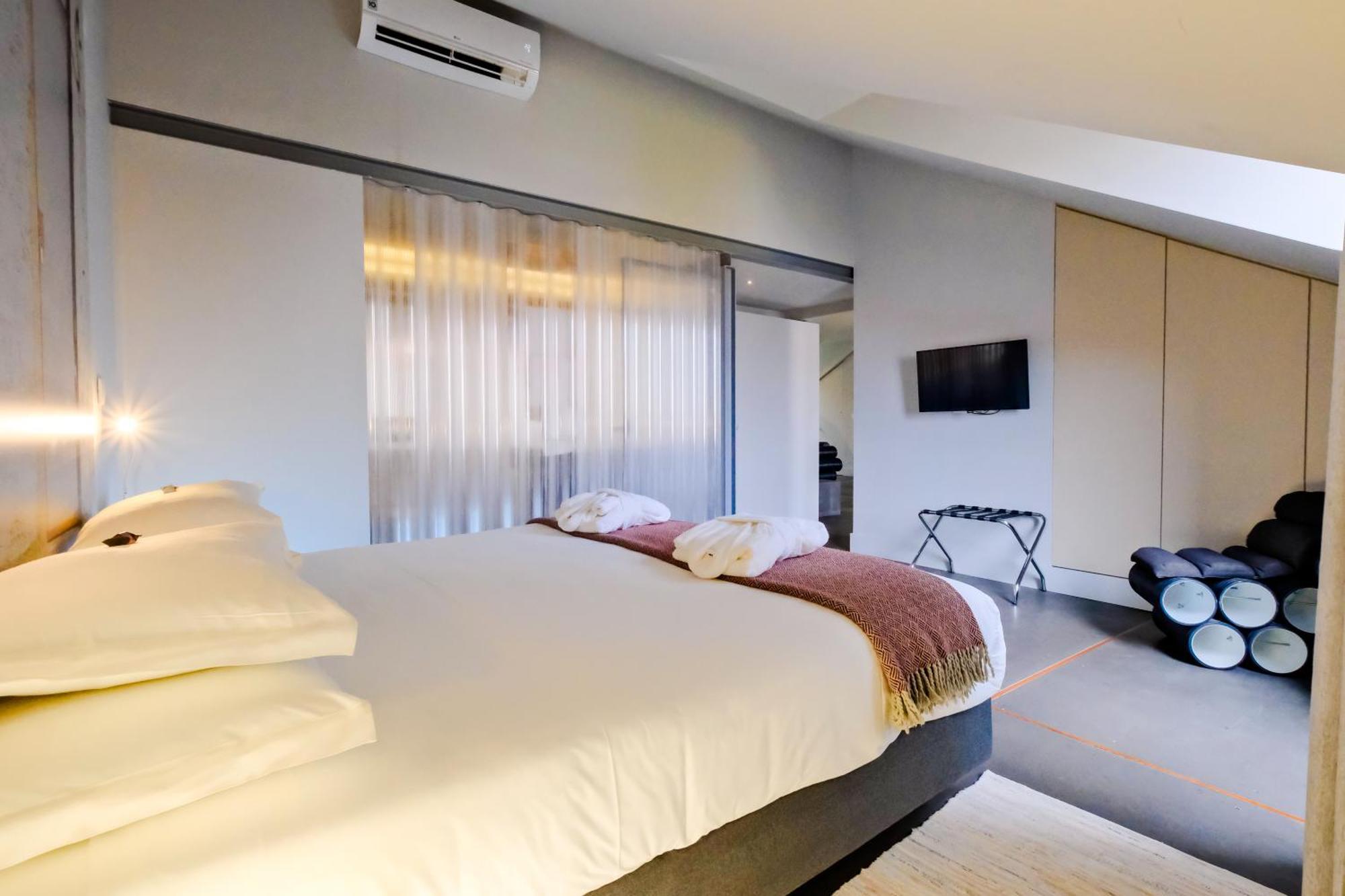 Chiado Arty Flats Aparthotel ลิสบอน ภายนอก รูปภาพ