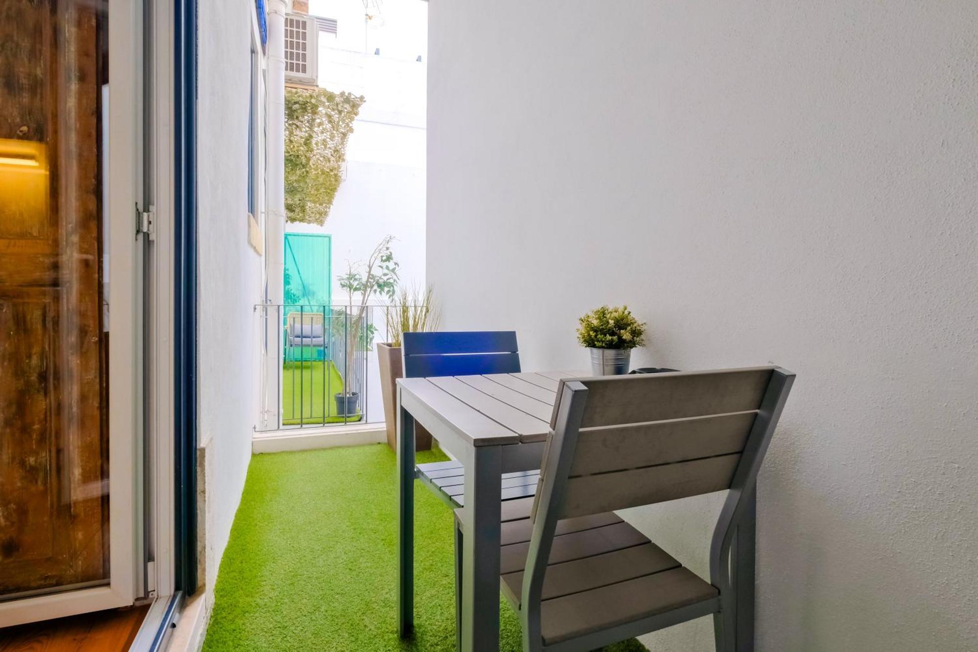 Chiado Arty Flats Aparthotel ลิสบอน ภายนอก รูปภาพ